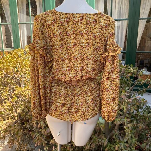 Max Studio Crepe 3/4 Sleeve Tie Front Blouse size small - Picture 5 of 13